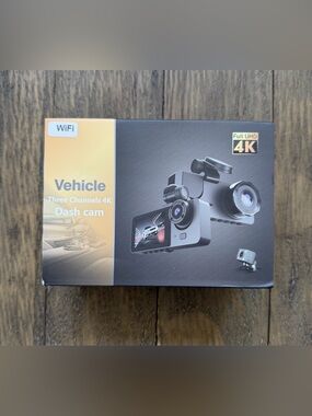 4K HD Vehicle Dash Cam
New in box